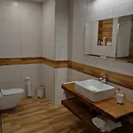 Pro Rodinu, Kamarady * Krupka